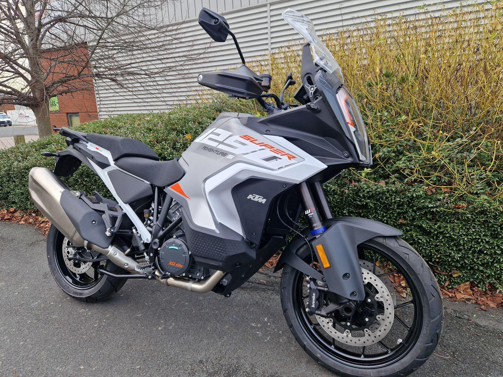 SOLD 2024 KTM 1290 X-Ring Euro 5
